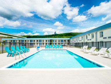 Hotel Days By Wyndham Near I-81 Roanoke
